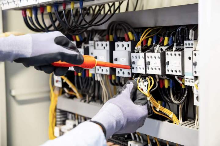 Electrician Notre-Dame-des-Prairies